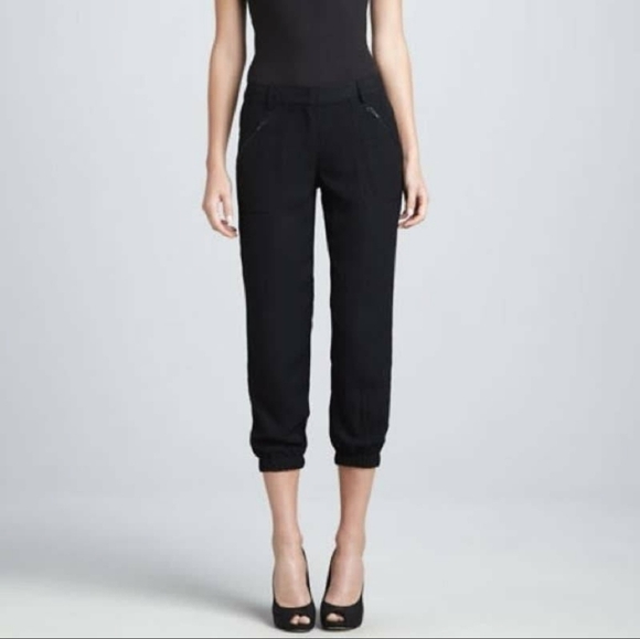 Theory gray pants elastic ankle joggers, square front pockets, back flap pockets - Picture 11 of 11